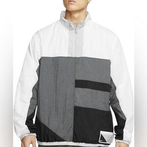 🍂Nike Windbreaker🍂